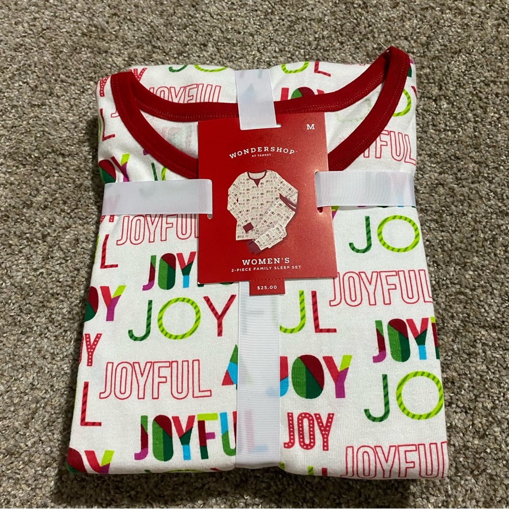NWT Women’s Medium Pajamas Set “JOY”